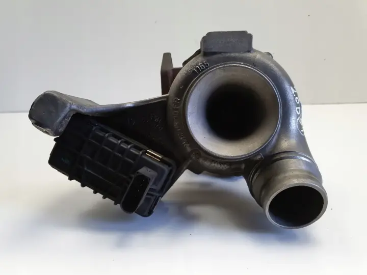 BMW E87 E90 E91 2.0 D N47 TURBOSPRĘŻARKA turbo 7800594