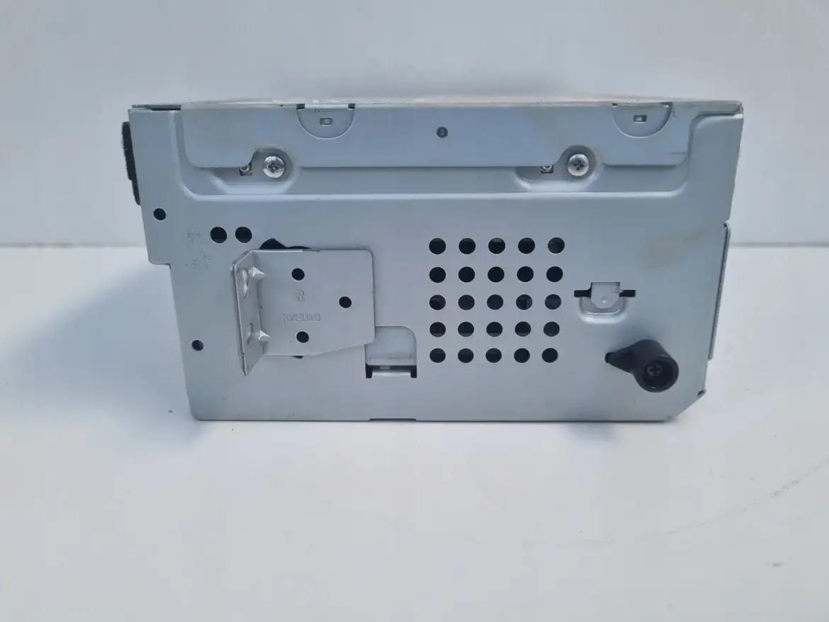 Volvo V40 II V60 S60 II CZYTNIK PŁYT CD radio nawigacja 31667305AA 31667305