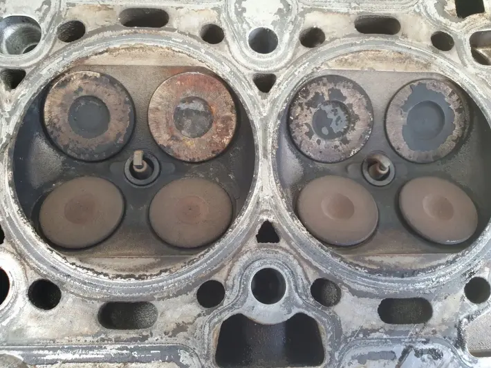 Opel Zafira B Astra J 1.6 16V A16XER GŁOWICA CYLINDRÓW 55559340