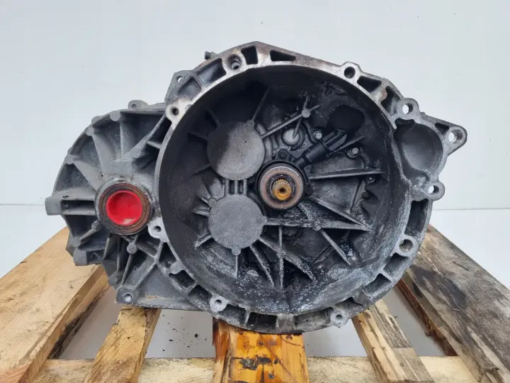 Volvo V70 III 2.0 D SKRZYNIA BIEGÓW manualna 8G9R-7002-RC MANUAL