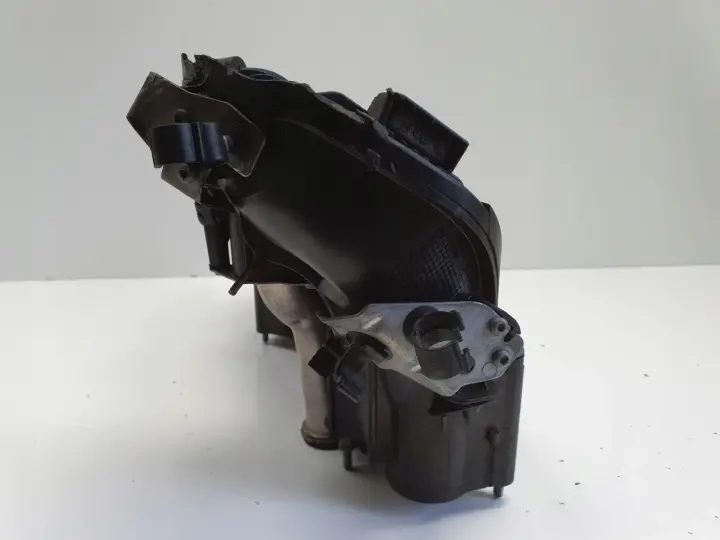 BMW E87 E90 2.0 D KOLEKTOR SSĄCY 7797384