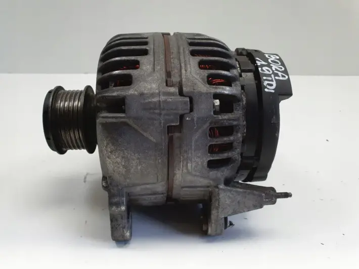Audi A3 8L Golf IV Seat Leon 1.9 TDI ALTERNATOR 028903028E 120A