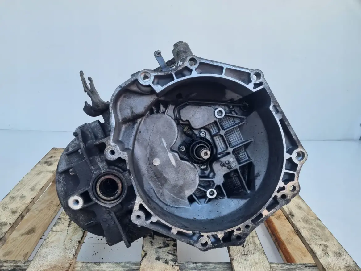 Opel Corsa D 1.7 CDTI SKRZYNIA BIEGÓW M32 manualna MANUAL