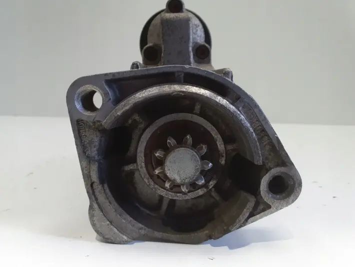 VW Passat B5 1.9 TDI ROZRUSZNIK 068911024H bosch
