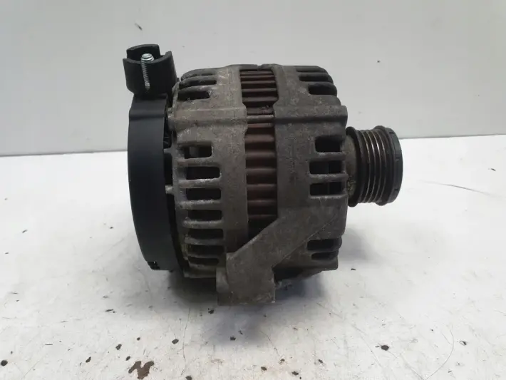 Volvo S80 II V70 III 2.4 D5 ALTERNATOR 0121615005 150A