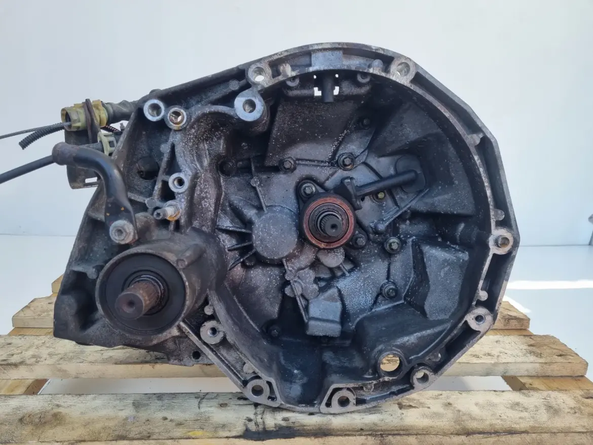 Renault Laguna II 1.8 16V SKRZYNIA BIEGÓW manualna JR5010manual