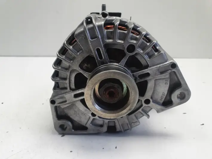 Mercedes W213 E200 1.6 CDI ALTERNATOR valeo A0009068302 250A