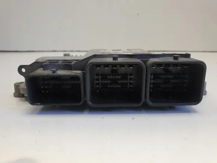 9235bcd05bb998935d8134500ee4b210