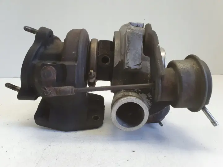 Volvo S60 V70 II 2.0 T TURBOSPRĘŻARKA 49377-06102