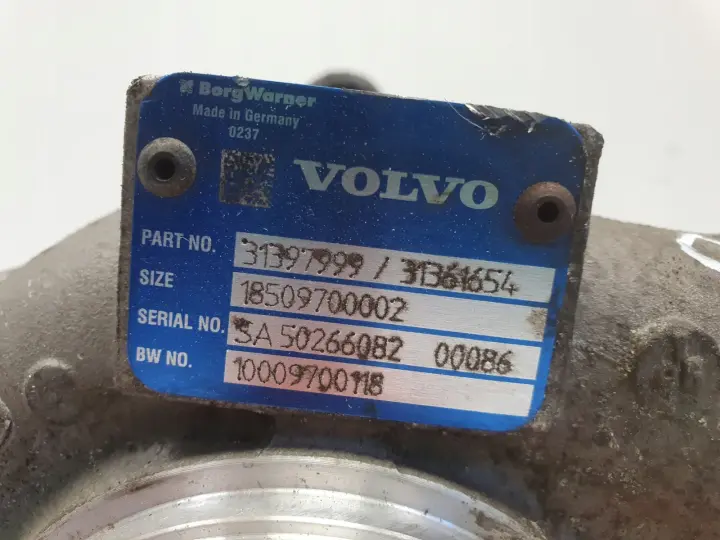 Volvo V60 2.0 D4 TURBOSPRĘŻARKA turbo 31397999