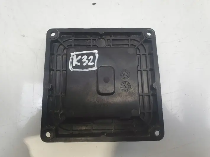 Renault Megane IV PRZETWORNICA LAMPY LED Moduł 260559976R A2C90665603