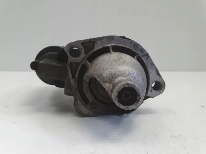 VW Passat B5 1.9 TDI ROZRUSZNIK bosch 0001110106