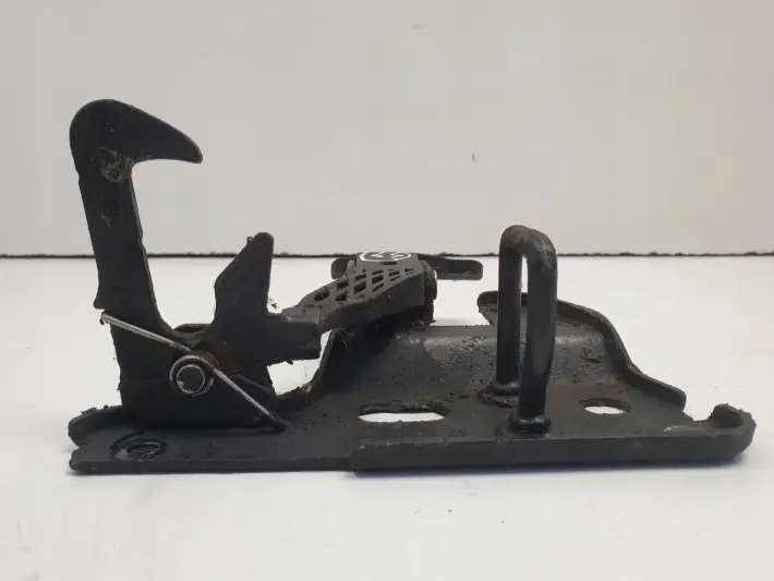 Audi A6 C6 RYGIEL MASKI Zamek