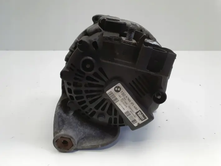 BMW E87 E90 E91 2.0 D ALTERNATOR valeo 7802471