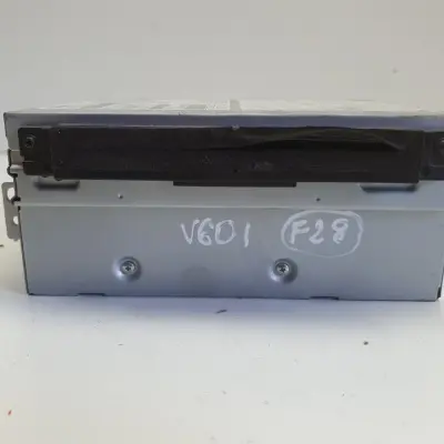 Volvo V40 II V60 S60 II CZYTNIK PŁYT CD radio nawigacja 31667305AA 31667305