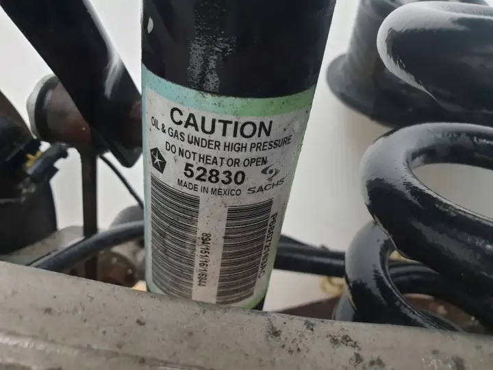 Dodge Challenger 3.6 V6 15- TYLNE ZAWIESZENIE TYŁ