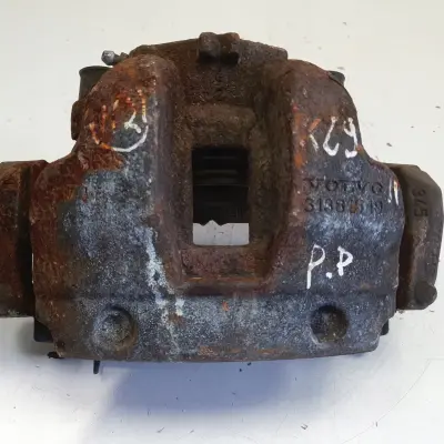 Volvo XC90 II PRZEDNI ZACISK HAMULCOWY prawy przód PASAŻERA 31381549