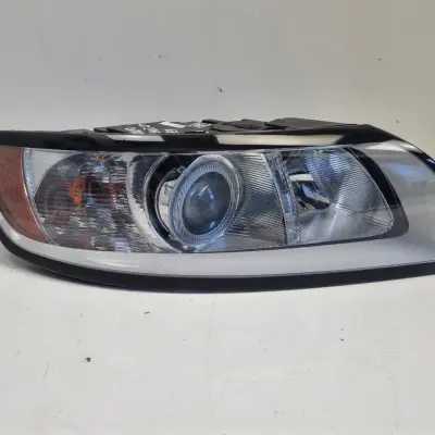 Volvo S40 II V50 LIFT PRZEDNIA LAMPA PRAWA PRAWY PRZÓD europa 31265695
