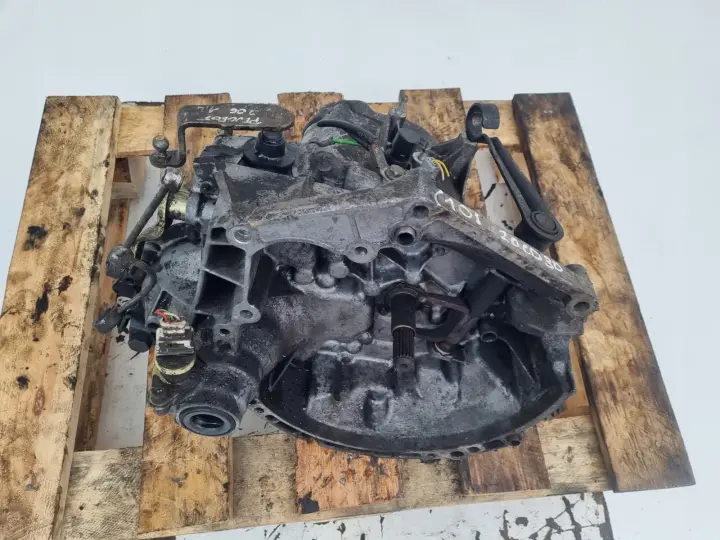 Citroen Xsara 1.6 8V SKRZYNIA BIEGÓW manualna MANUAL 20CD30