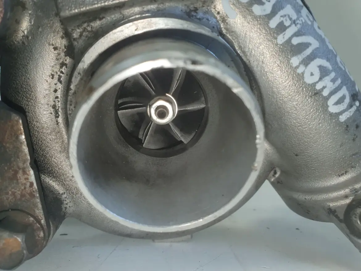 Peugeot 307 1.6 HDI TURBOSPRĘŻARKA turbo 9657603780