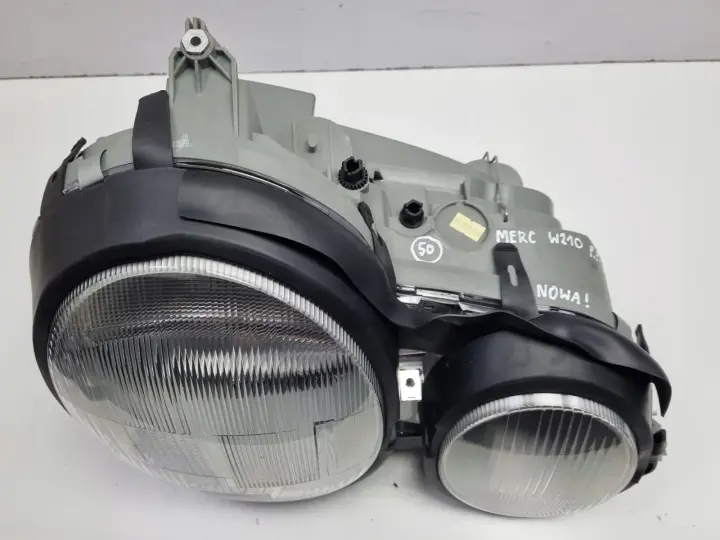 Mercedes W210 95-02r PRZEDNIA LAMPA PRAWA PRAWY PRZÓD nowa europa