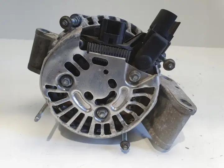 Ford Mondeo MK3 2.0 16V ALTERNATOR