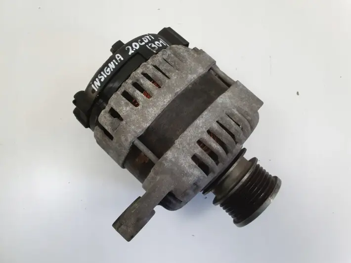 Opel Insignia 2.0 CDTI ALTERNATOR