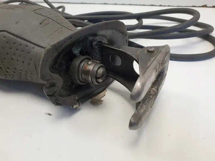 PIŁA SZABLASTA Bosch Professional GSA 1300 PCE