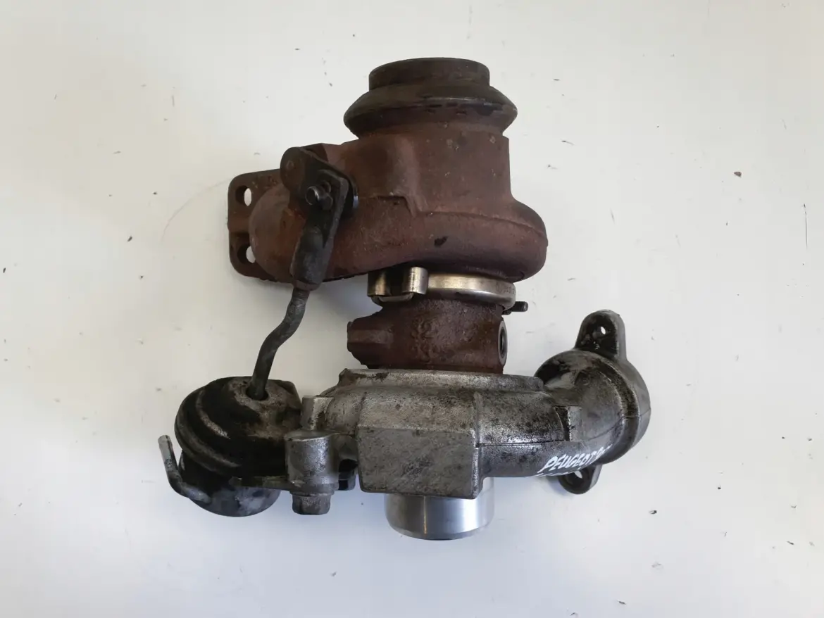 Peugeot 307 1.6 HDI TURBOSPRĘŻARKA turbo 9657603780