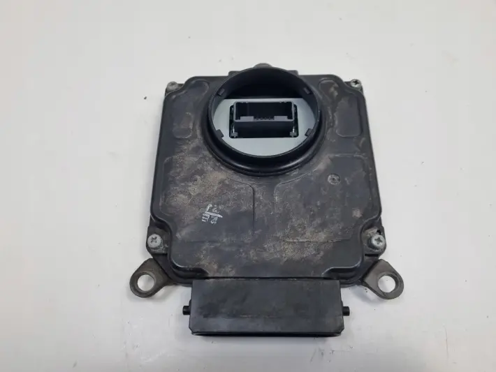 Toyota Camry IX PRAWA PRZETWORNICA LAMPY LED Moduł 89908-33220 143800-0831