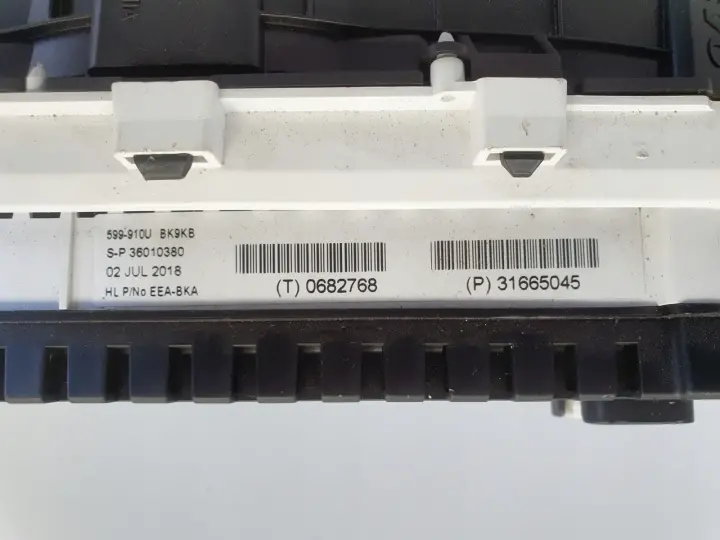 c664e464de780edf7a10fb9a9faa4bff