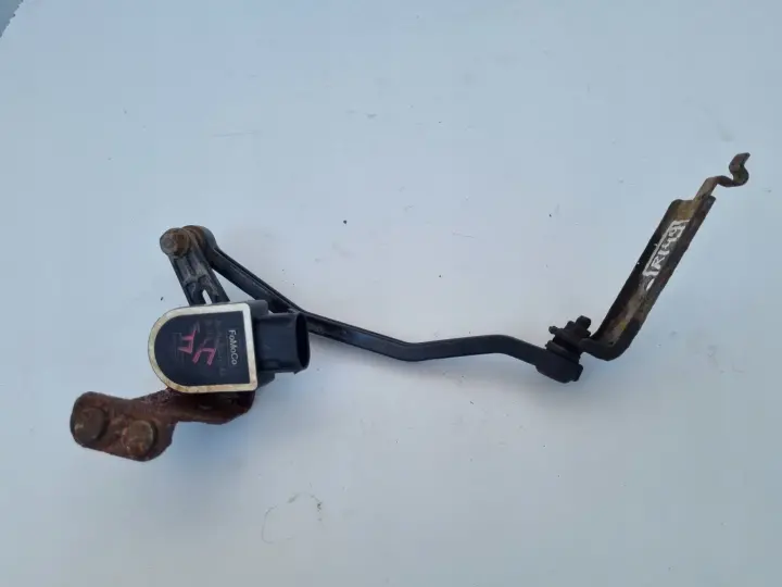 Volvo XC60 I PRAWY CZUJNIK POZIOMOWANIA LAMPY Xenon 8G9N-3C097-AA