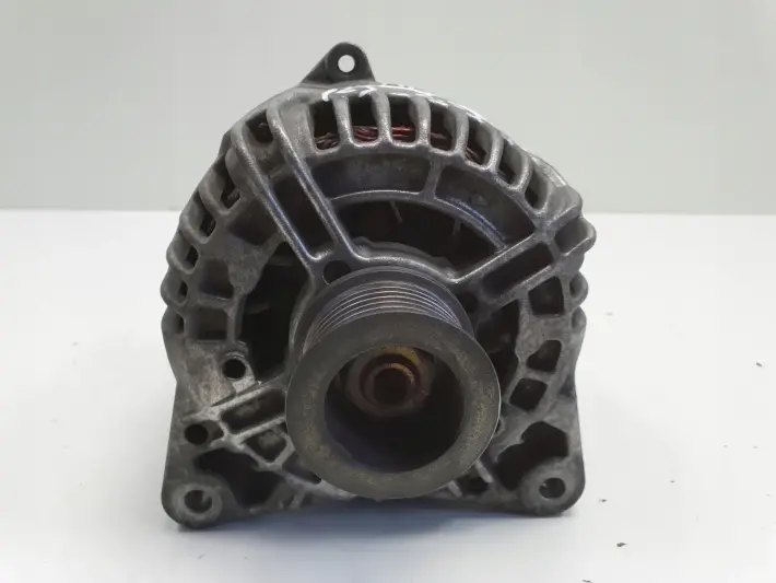 Renault Master II 2.5 DCI ALTERNATOR 0124525044 150A bosch