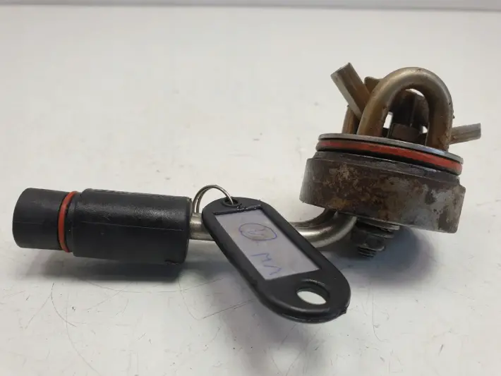 VW Golf V 2.0 TDI GRZAŁKA SILNIKA bloku 230V