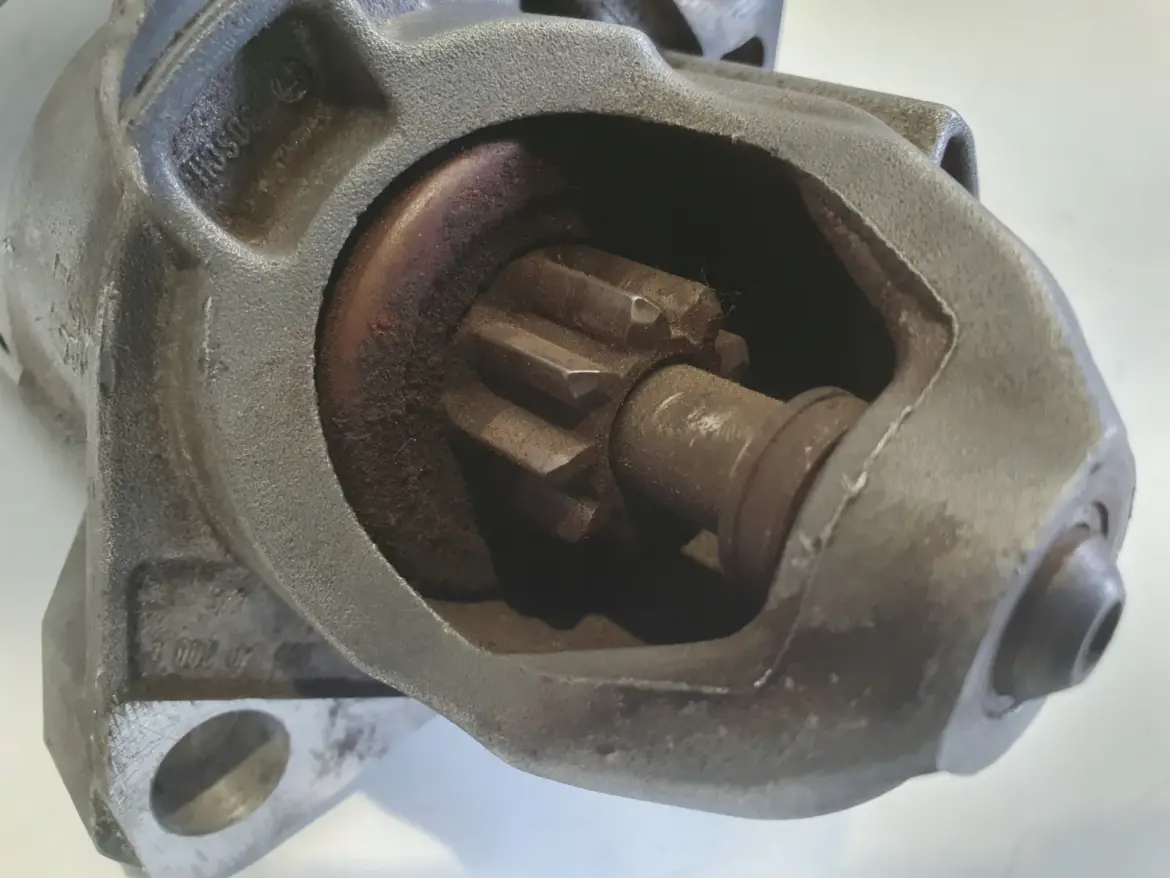 Audi A6 C5 2.4 V6 ROZRUSZNIK bosch 0001108174