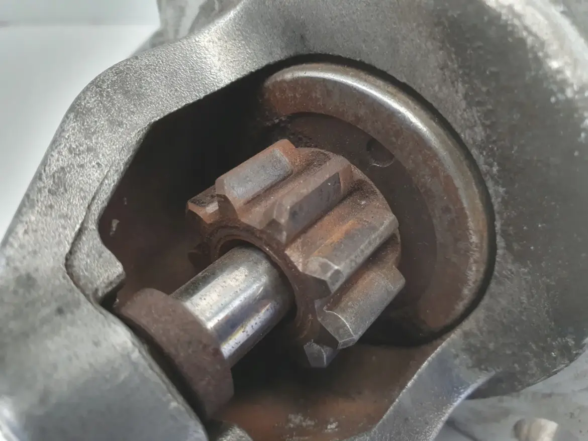 BMW E90 2.5 i ROZRUSZNIK Denso 7521122 7521116 7521122-03