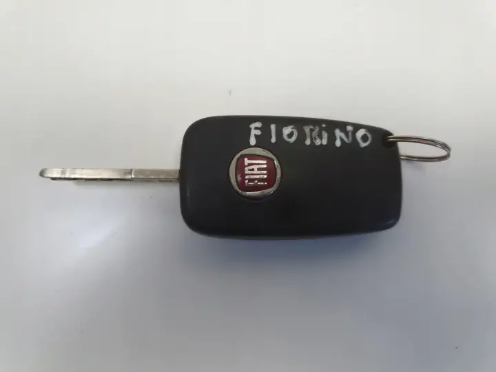 Fiat Fiorino Qubo KLUCZYK PILOT 3 przyciski