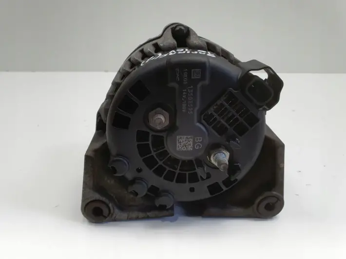 Opel Astra IV J 1.6 16V ALTERNATOR 13502595 BG 100A
