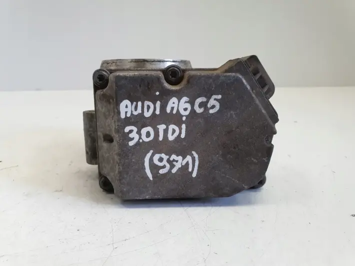 Audi A6 C6 3.0 TDI PRZEPUSTNICA 4E0145950C