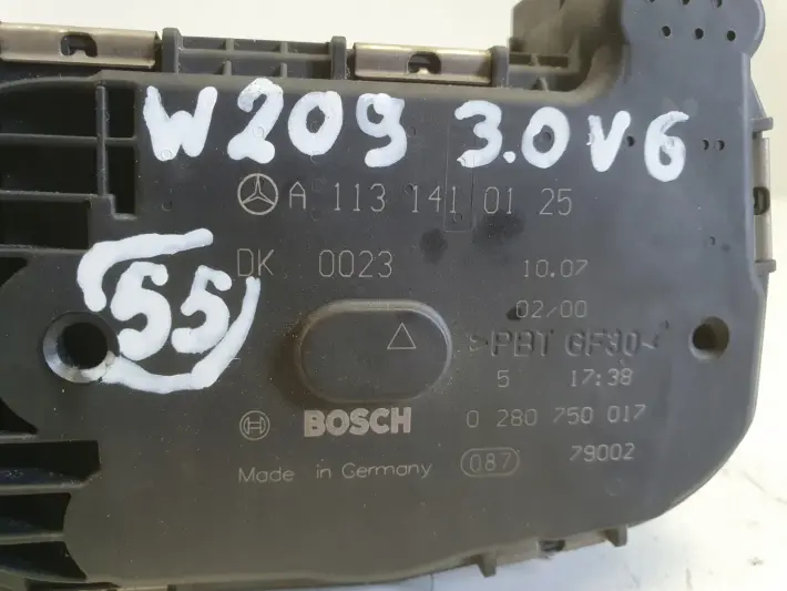 Mercedes W204 3.0 V6 PRZEPUSTNICA A1131410125