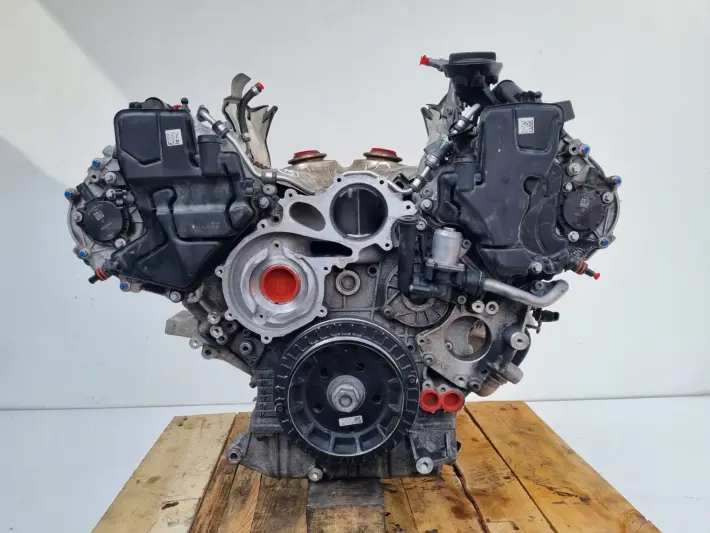 SILNIK Mercedes W205 A205 C205 C63 C63S AMG 4.0 V8 BITURBO 177980 177.980