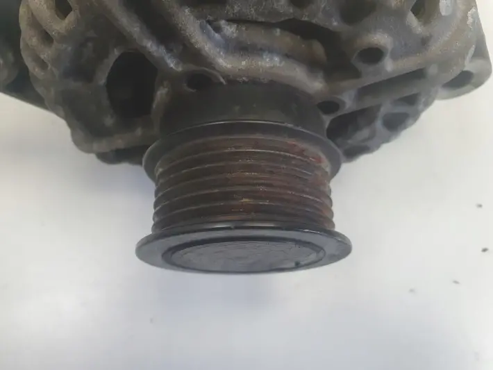 Opel Vectra C 1.9 CDTI ALTERNATOR bosch 0124425058