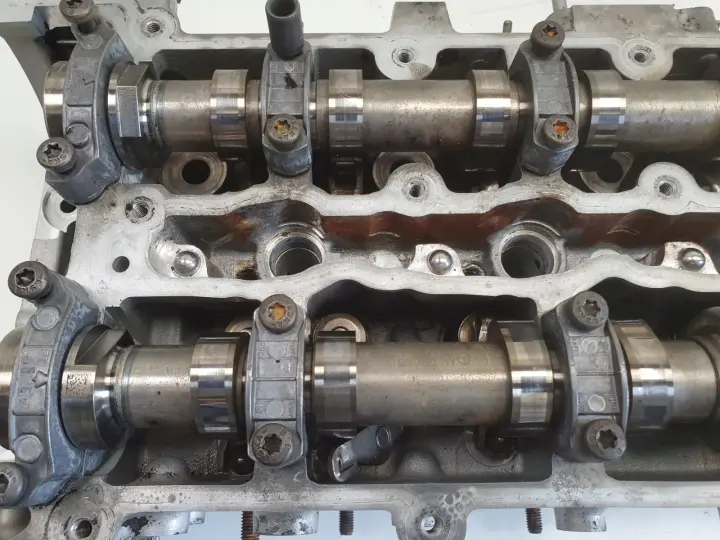 Mercedes W212 2.2 CDI GŁOWICA CYLINDRÓW wałki R651016