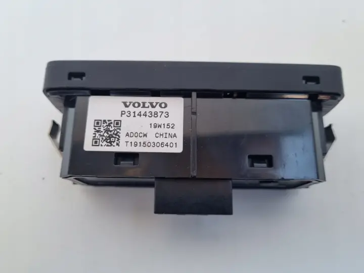 Volvo V90 II XC60 II XC90 II PRZYCISK OTWIERQANIA KLAMPY BAGAŻNIKA 31443873