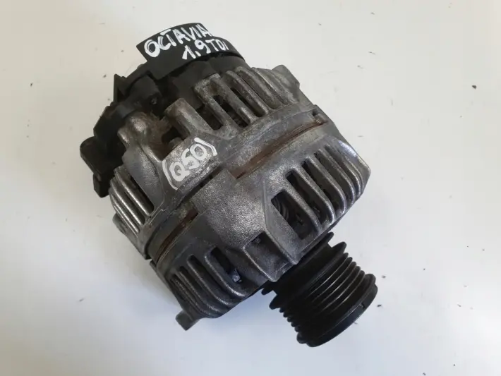 Audi A3 8L Golf IV 1.9 TDI ALTERNATOR 0123515021 038903023L 90A