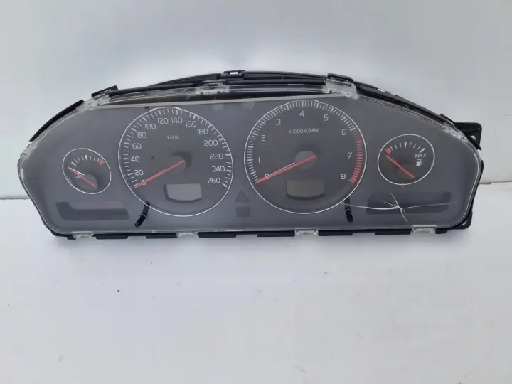 Volvo S60 I V70 II 2.5 T LICZNIK ZEGARY 30682272 Europa benzyna