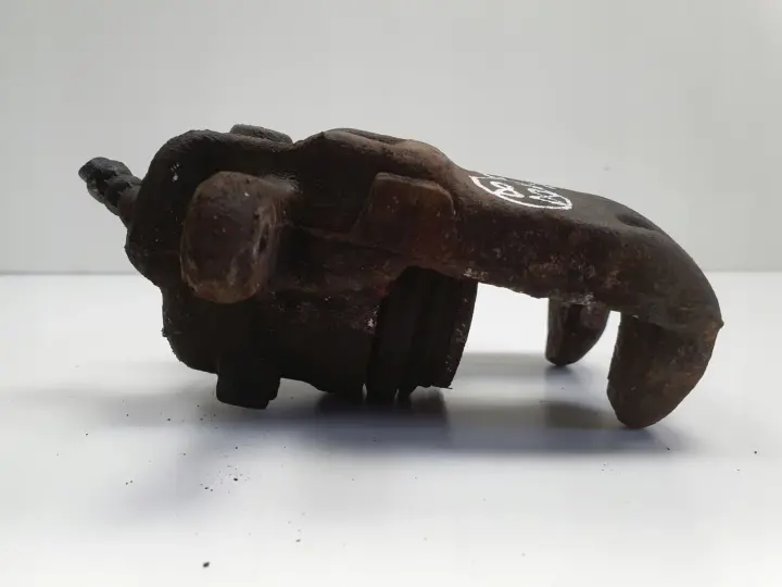 Renault Clio IV LEWY PRZEDNI ZACISK HAMULCOWY przód kierowcy L.P TRW