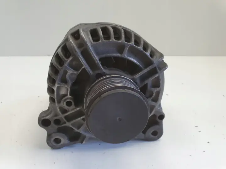 Audi A3 8L Golf IV Seat Leon 1.9 TDI ALTERNATOR 028903028E 120A