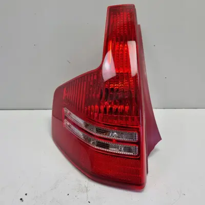 Citroen C4 TYLNIA TYLNA LAMPA LEWA lewy tył EUROPA 9655864080