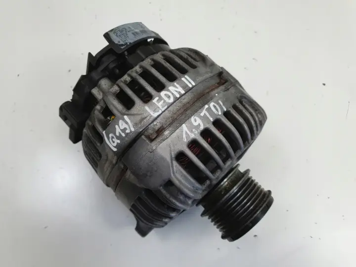 Seat Leon II 1.9 TDI ALTERNATOR Bosch